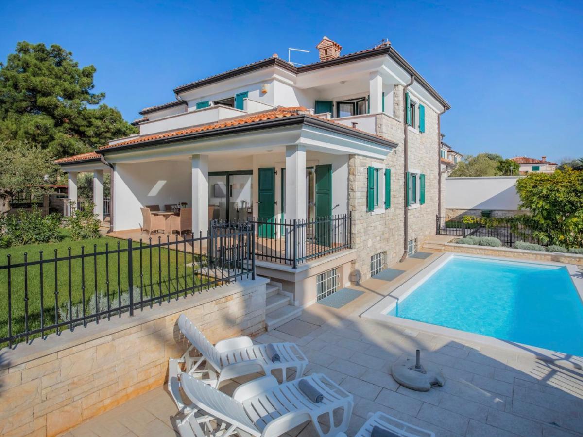 סבודרייה Holiday Home Villa Beach Front By Interhome מראה חיצוני תמונה